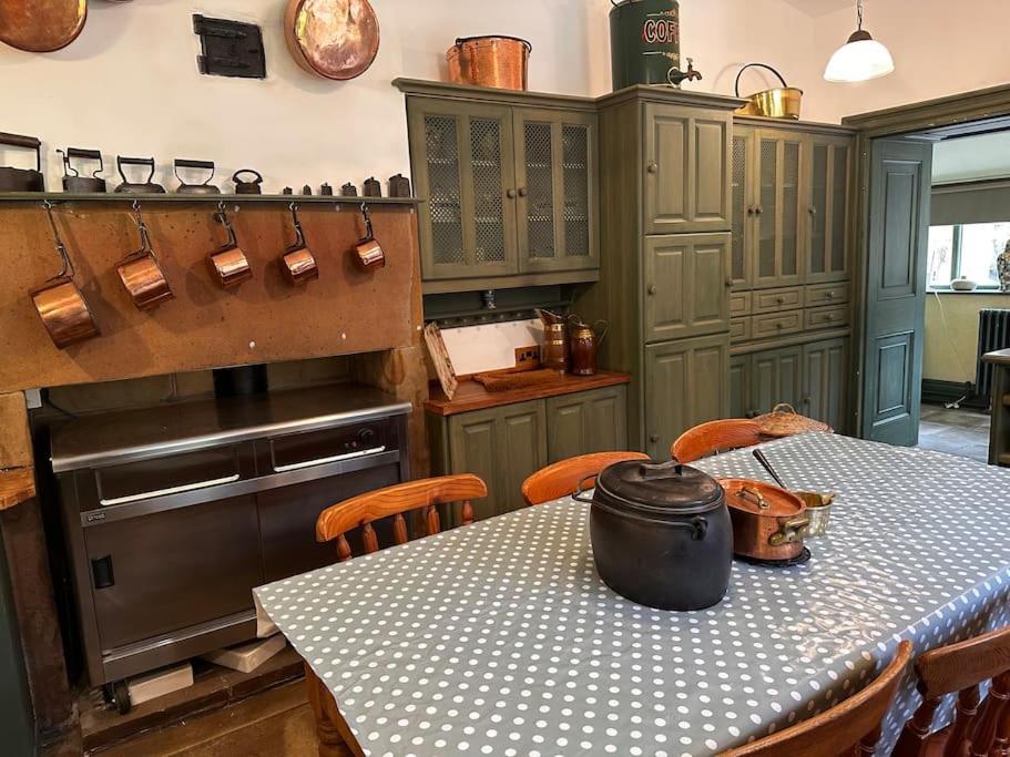 Victorian Copper Cottage แลงคาสเตอร์ ภายนอก รูปภาพ